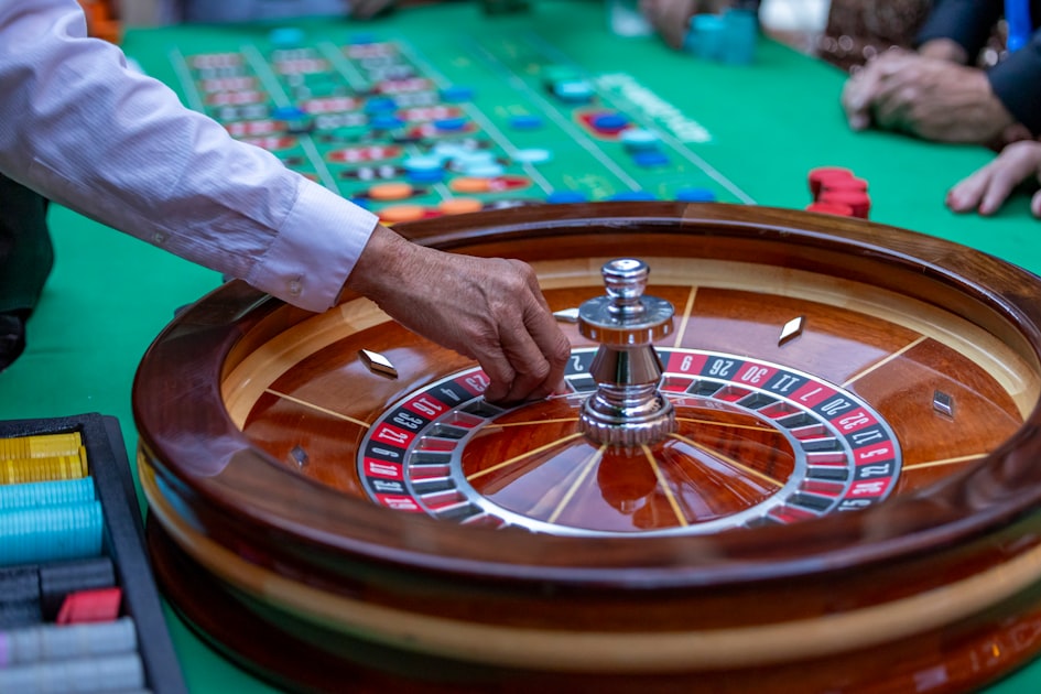 棋牌类平台用户评价与官方网址选择指南 棋牌类平台用户评价与官方网址选择指南